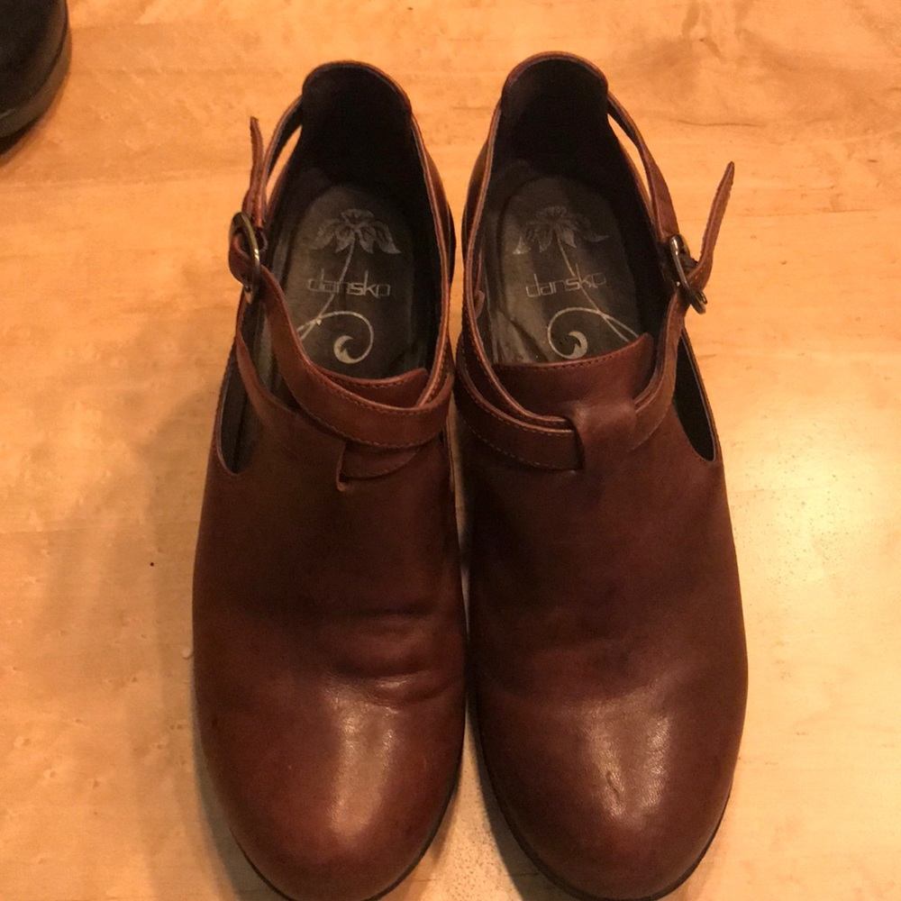 Dansko wedge